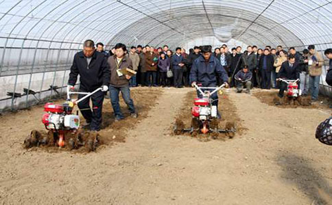 第二届中国农机手大赛在京启动