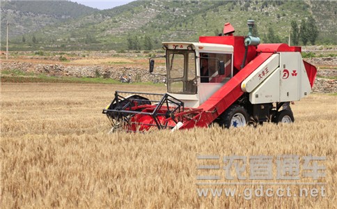 农业部:农作物耕种收机械化将超62%