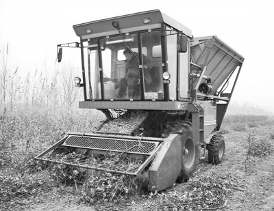 农机可以成为“农业走出去”的先锋.jpg