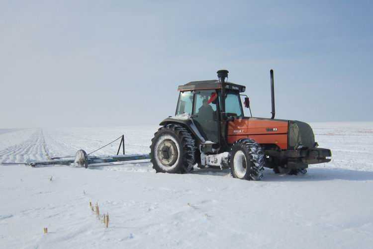 冰雪天气农机操作安全注意事项