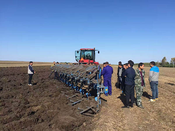 德国LEMKEN“蓝色风暴”2.jpg