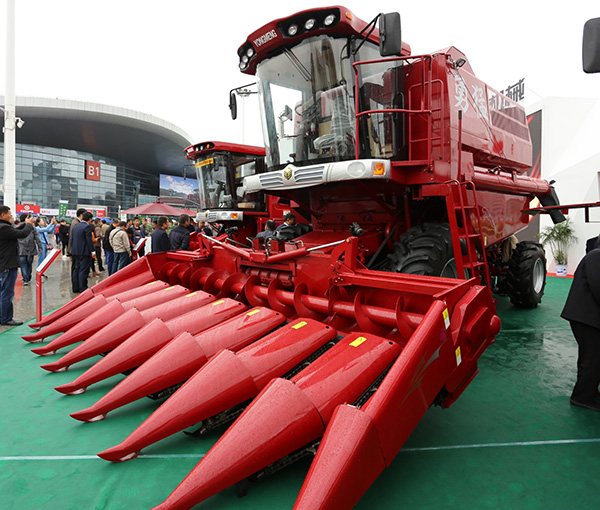 勇猛机械三大系列产品亮剑武汉国际农机展3.jpg