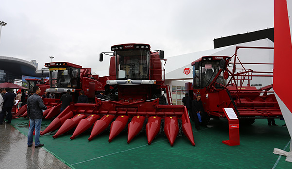 勇猛机械三大系列产品亮剑武汉国际农机展1.jpg
