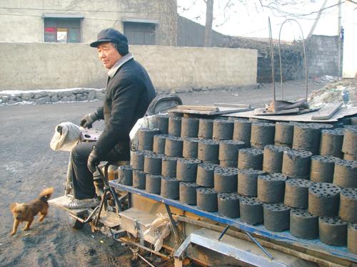 在农村卖煤球原来那么挣钱