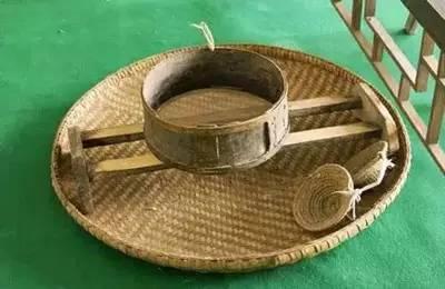 即将消失的农具，很多90后都不认识，你老家还有吗？