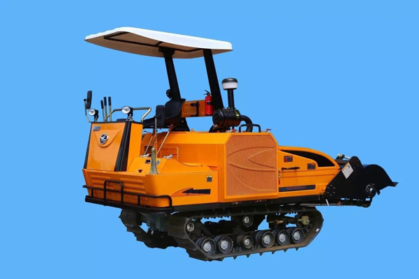龙舟农机参与制定的自走履带式旋耕机行业标准成功发布.jpg