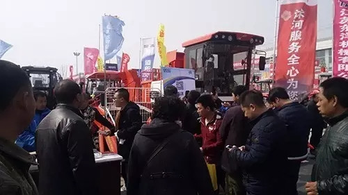 展会现场2.webp.jpg