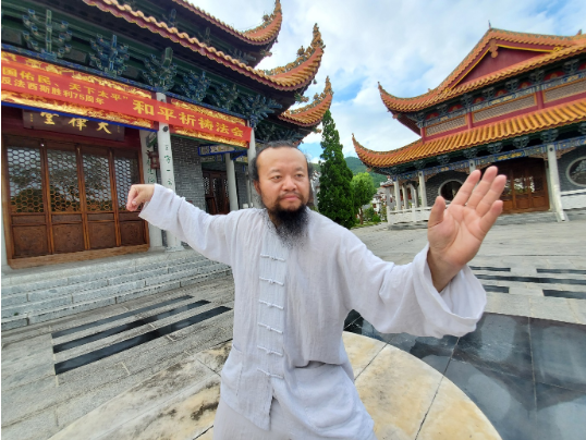 湖南长沙天王级风水大师无量子原来是一个农民